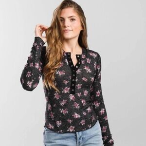 XS Free People long sleeve floral blouse 🌸